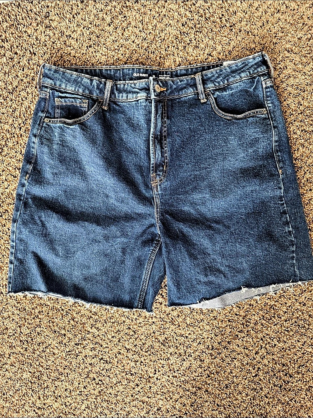 Old Navy Extra High-Rise Wide-Leg Denim Shorts Women's Denim Jean Shorts Size 18
